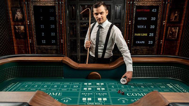 Online Craps Explained: Guide to the Craps Table